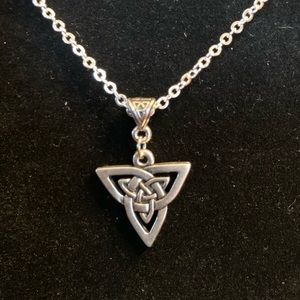 Celtic Knot Necklace. Newly made, never worn.